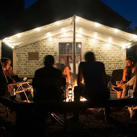 펜션 Maison Regal Purnode